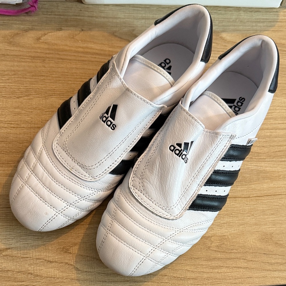 Adidas White leather taekwondo shoes